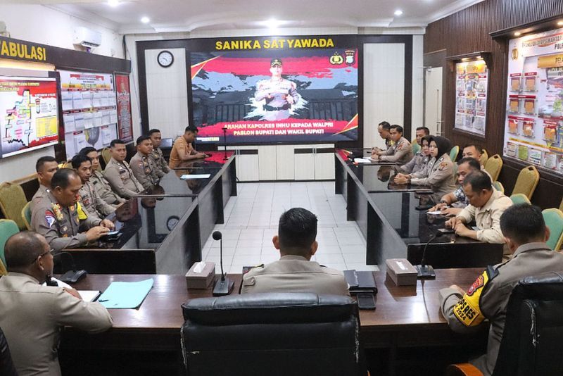 Polisi diminta hindari berfoto bersama calon kepala daerah