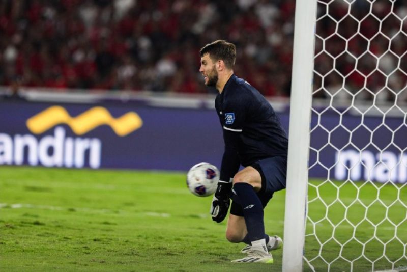 Maarten Paes di laga Timnas Indonesia vs Australia