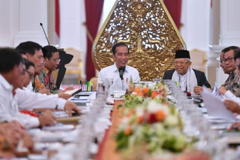 Momen Presiden Jokowi Pamit ke Kabinet Indonesia Maju Saat Jamuan Santap Siang di Istana Negara