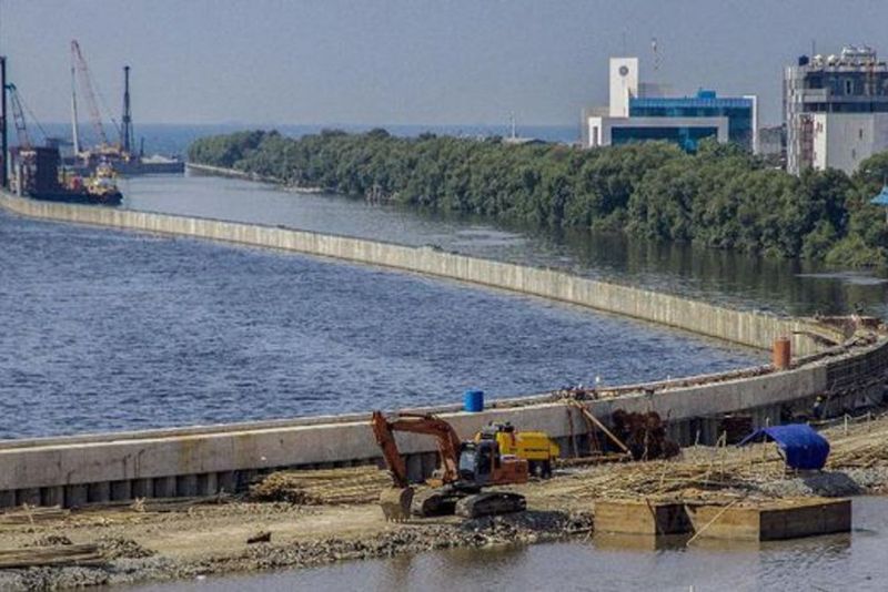 PUPR Pastikan Tanggul Laut Raksasa Jakarta Sepanjang 11 Km Rampung 2025