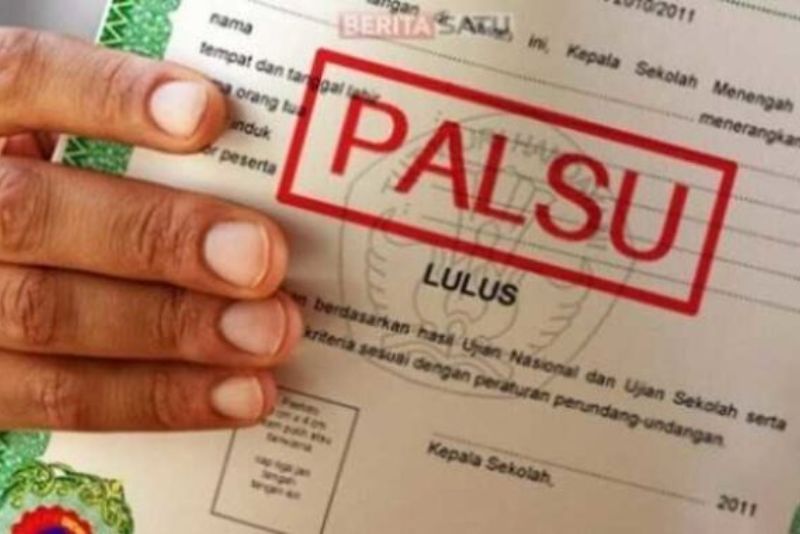 Cawalkot Kota Palopo Jadi Tersangka Dugaan Pakai Ijazah Palsu