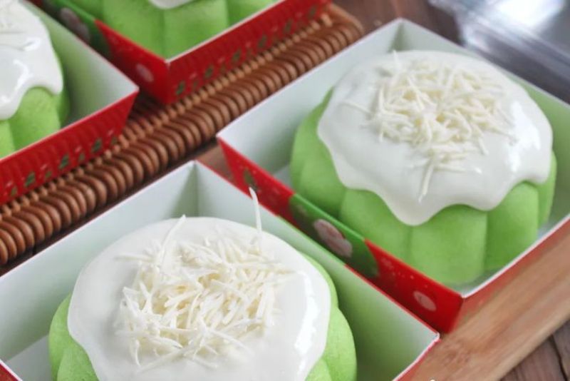 Resep Bolu Pandan Lava: Lezatnya Gurih dan Manis dalam Satu Gigitan