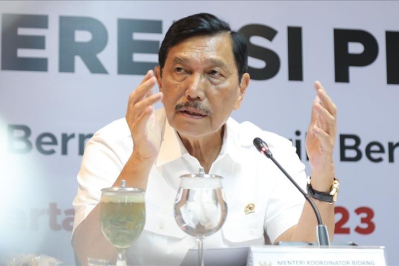 Luhut Bocorkan Bansos untuk Kelas Menengah Bakal Disalurkan Lewat Subsidi Listrik