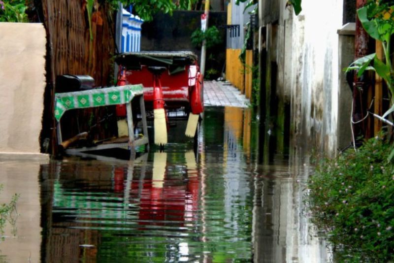 Fenomena Supermoon, Sejumlah Tempat di Jakarta Utara Kena Banjir Rob