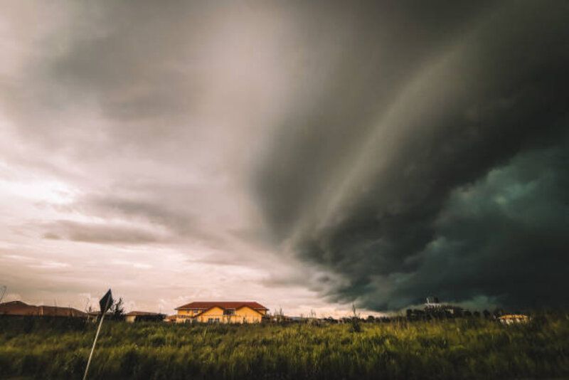 Misteri Dentuman Langit: Fenomena Ledakan Atmosfer yang Masih Belum Terpecahkan