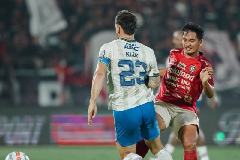 Laga Bali United vs Persib Bandung di Liga 1 2024-2025 resmi ditunda