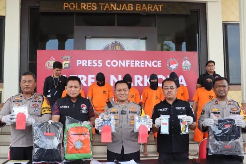 Polres Tanjab Barat