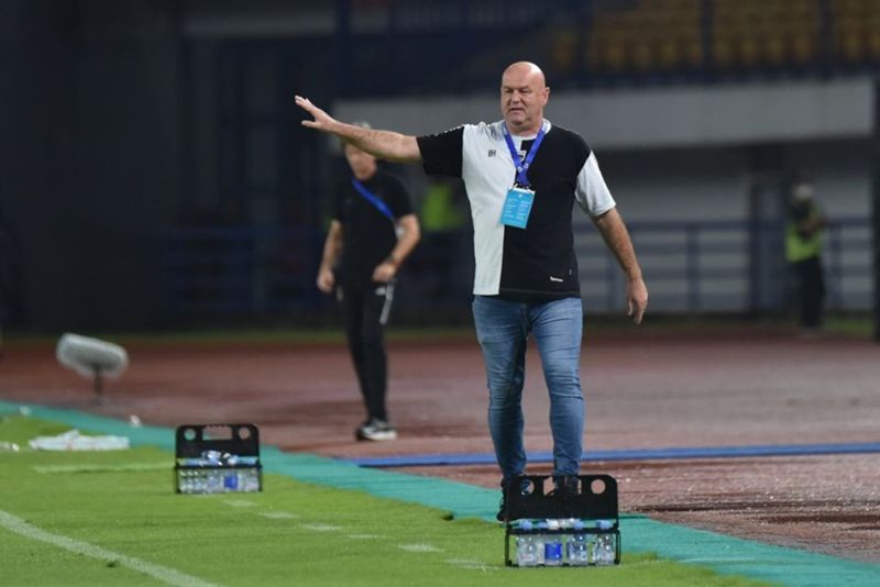 Bojan Hodak ingin Persib Bandung mengejar pencapaian Timnas Indonesia di AFC