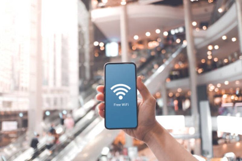 Bahaya WiFi Gratis: Modus Jaringan Palsu yang Bisa Menguras Rekening Anda