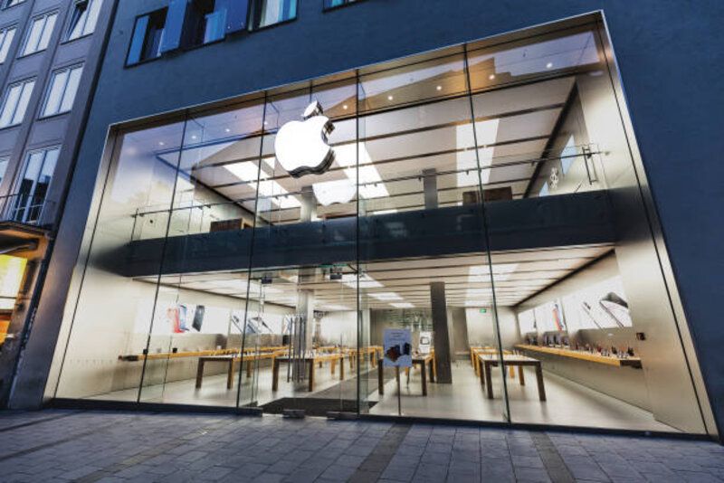 Enam Mantan Karyawan Apple Didakwa Penipuan Donasi Palsu, Rugi Hingga Rp 2,4 Miliar