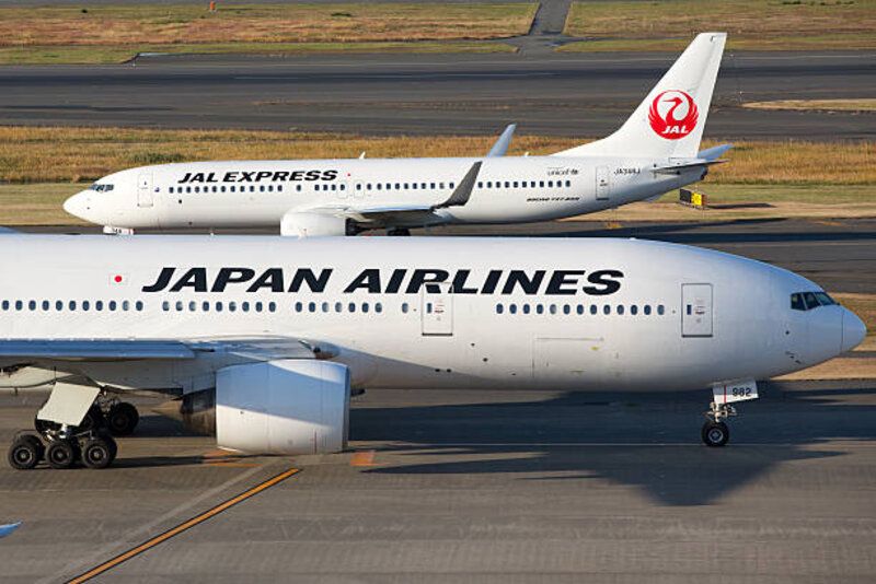 Serangan Siber Lumpuhkan Sistem Japan Airlines: Penundaan Penerbangan dan Imbasnya