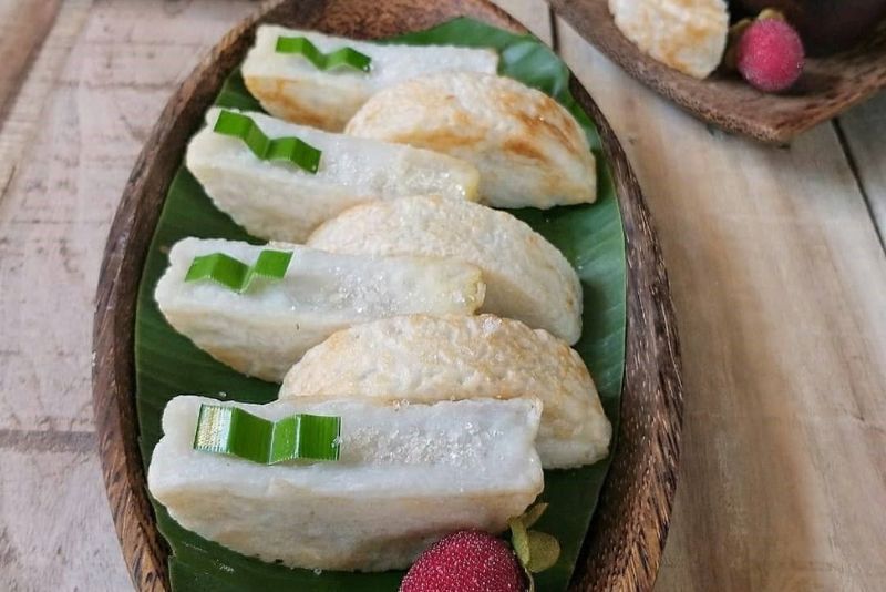 2 Resep Kue Pancong Asin dan Manis, Mudah Dibuat!