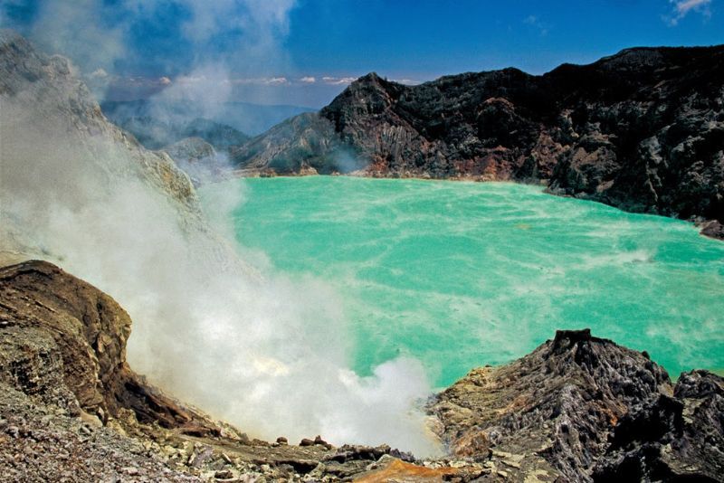 Danau Kawah Terindah di Dunia, Didominasi Indonesia