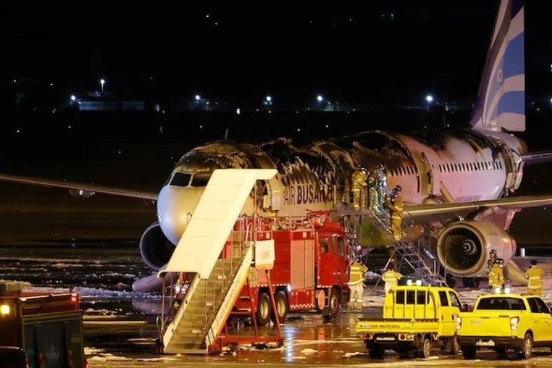 Pesawat Airbus Milik Maskapai Air Busan Terbakar