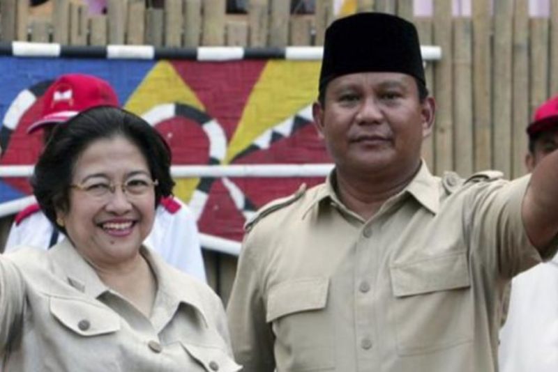 Megawati Kirim Minyak Urut, Prabowo Balas Beri Kado Ulang Tahun Bunga Anggrek