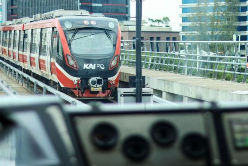 LRT Jabodebek Targetkan 24 Trainset Beroperasi Tahun Ini