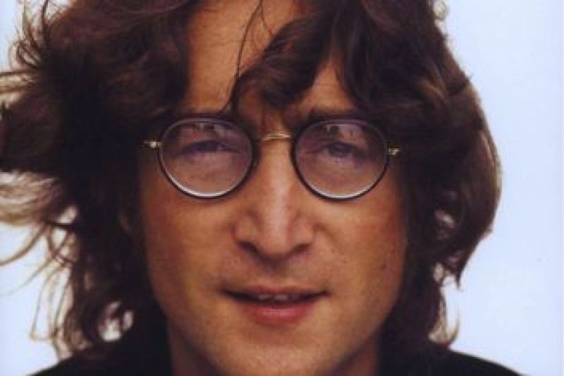 Jhon Lennon "Revolusi"