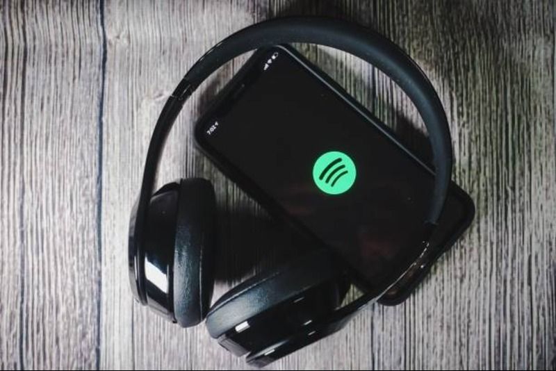 Spotify Dituding Pelit! Royalti Musisi Kian Menipis Dibanding Apple Music?