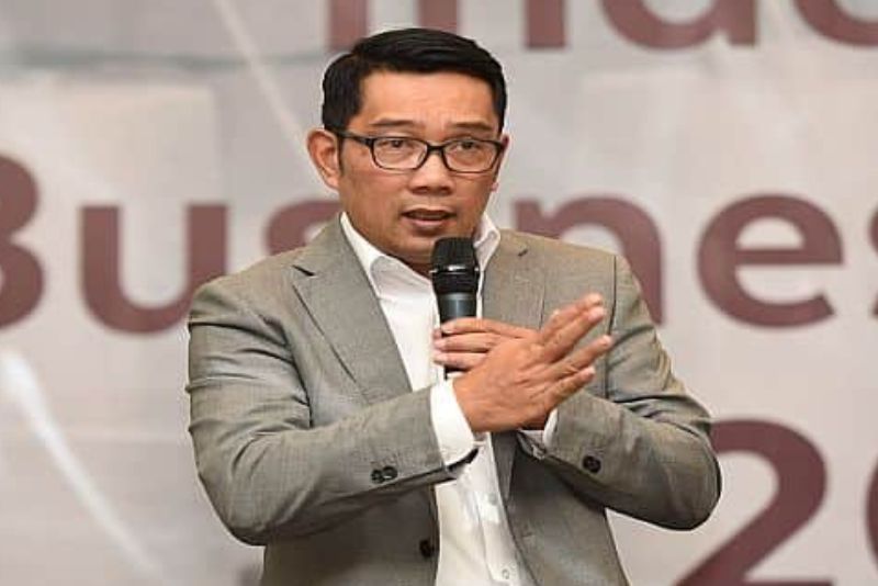 Ridwan Kamil Bantah Punya Anak dari Lisa Mariana, Siap Tes DNA