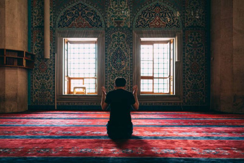 Mengapa Islam Tumbuh Paling Cepat di Eropa? Data Mengejutkan Ini Menjawabnya