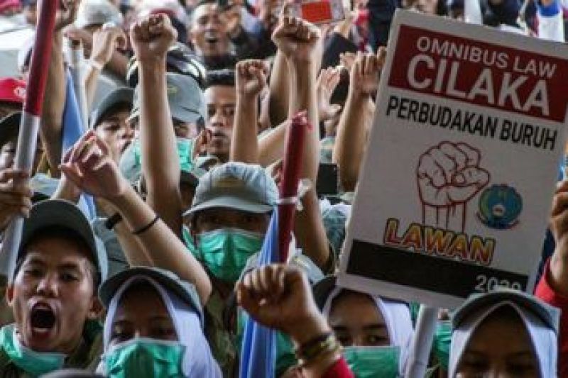 Aksi Demontrasi Tolak Omnibus Law