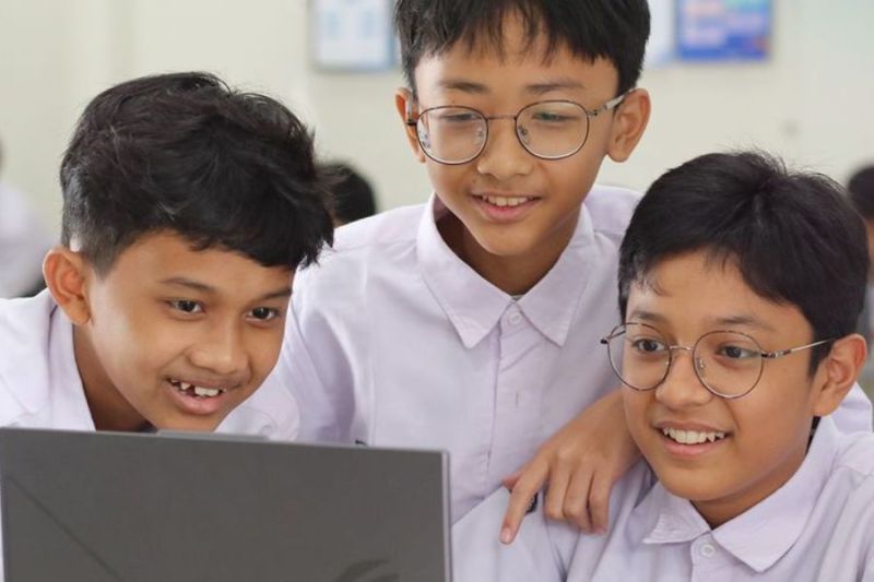 belajar dengan sosial media