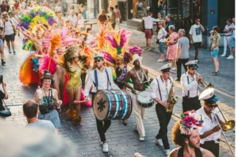 Tradisi Mardi Gras di New Orleans
