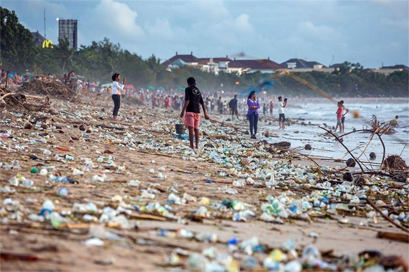 pengelolaan sampah plastik Indonesia