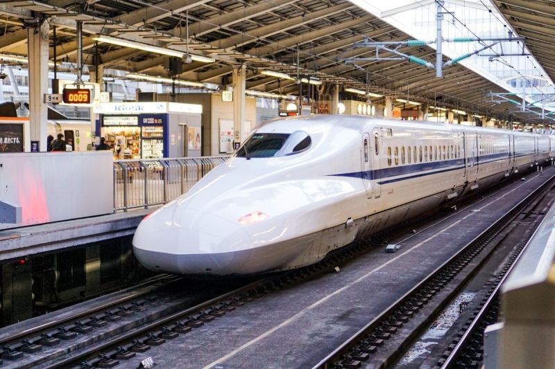 Ilustrasi Shinkansen.(UNSPLASH/FIKRI RASYID)