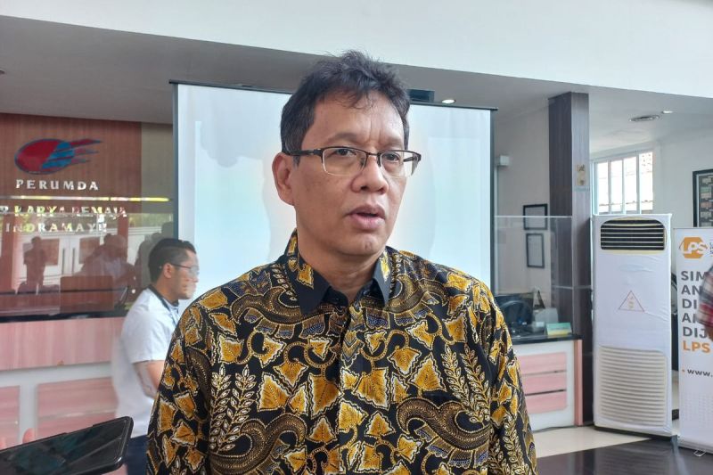 Ketua Dewan Komisioner LPS Purbaya Yudhi Sadewa saat ditemui di Indramayu, Jawa Barat, Rabu (25/10/2023)(KOMPAS.com/ AGUSTINUS RANGGA RESPATI)