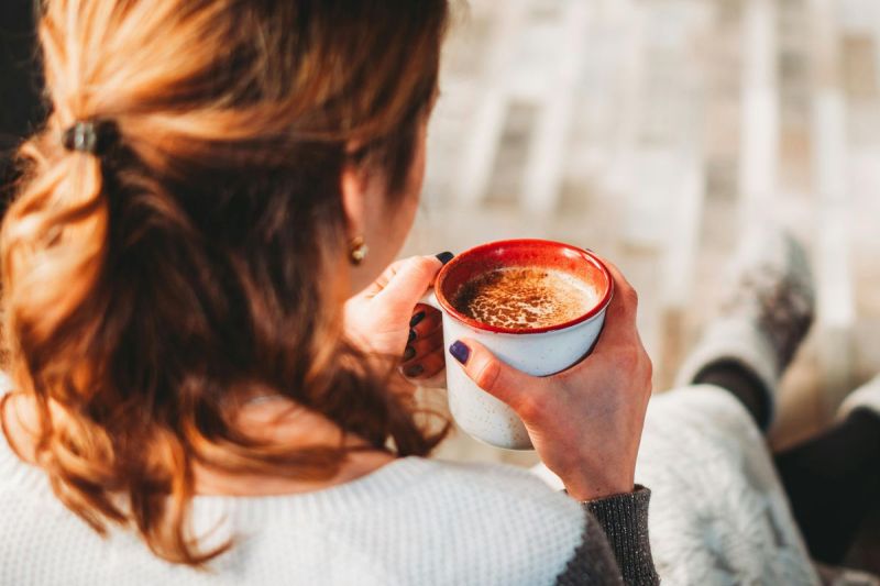 Beberapa orang mengalami kenaikan tekanan darah setelah minum kopi pagi.(Pexels / Chait Goli)