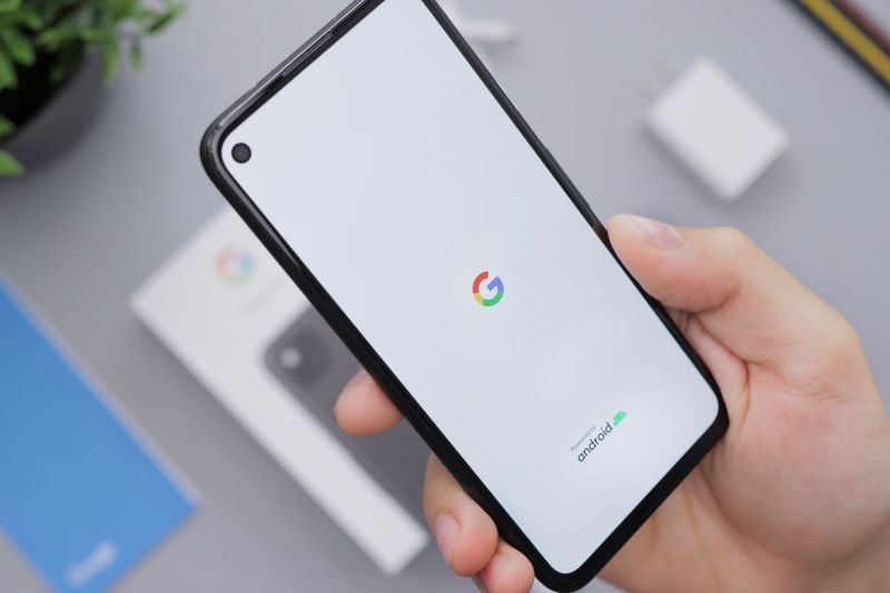 Cara menghapus riwayat pencarian Google di HP.(Unsplash/Daniel Romero)
