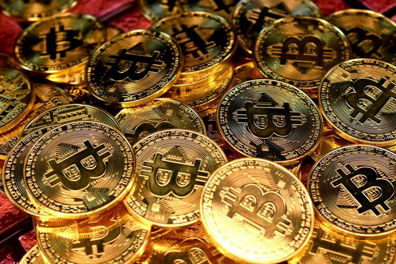 Ilustrasi bitcoin.(UNSPLASH/KANCHANARA)