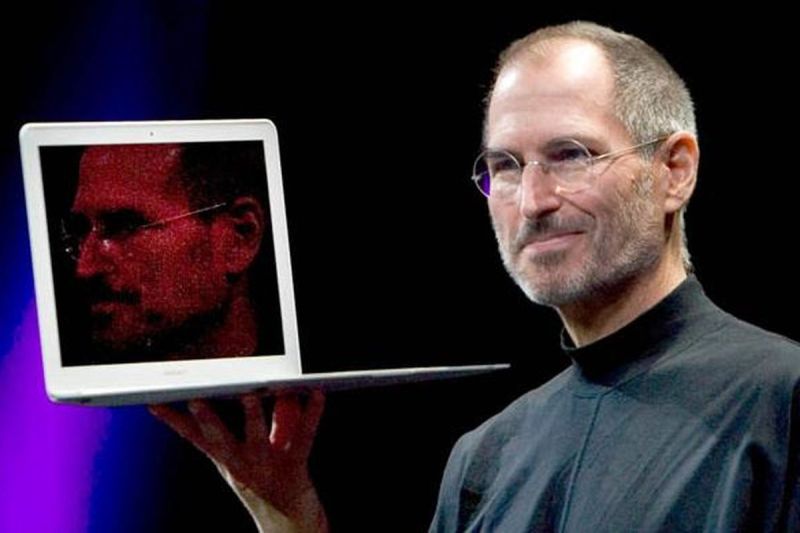 Pendiri Apple, Steve Jobs, pernah mengungkapkan rahasia kesuksesan yang membedakan orang-orang sukses dari yang lain.