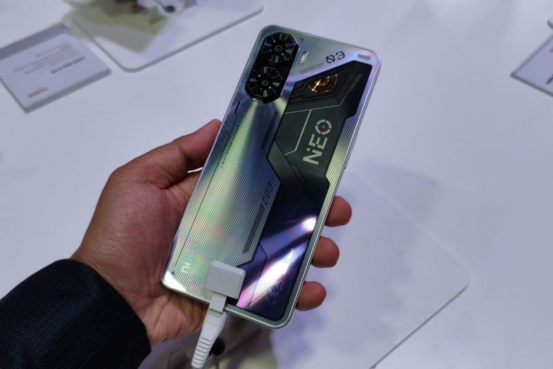 ZTE Nubia Neo 3 5G.(KOMPAS.com/Bill Clinten.)
