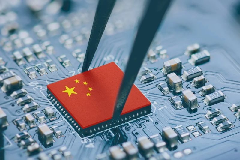 Ilustrasi chip buatan China.(shutterstock)