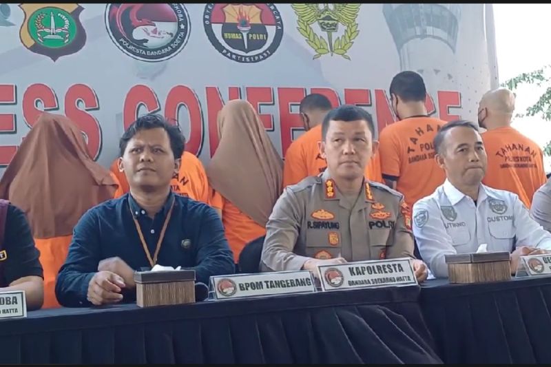 Jonathan Frizzy Jadi Tersangka, Polisi Bongkar Peredaran Vape Berisi Obat Keras Senilai Rp 3,5 Miliar