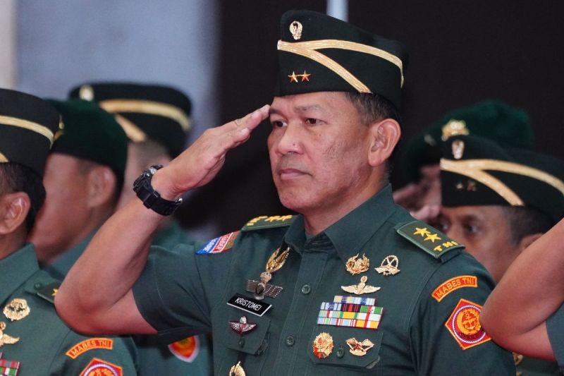 Kepala Pusat Penerangan (Kapuspen) TNI, Mayjen Kristomei Sianturi saat menerima kenaikan pangkat, Kamis (8/5/2025) di Mabes TNI, Cilangkap, Jakarta Timur.(Dokumentasi Pusat Penerangan (Puspen) TNI.)