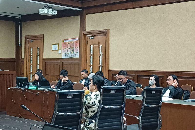 Pengacara pelaku pembunuhan Gregorius Ronald Tannur, Lisa Rachmat diperiksa sebagai saksi mahkota dalam sidang di Pengadilan Tipikor Jakarta Pusat, Rabu (14/5/2025).(KOMPAS.com/Syakirun Ni'am)
