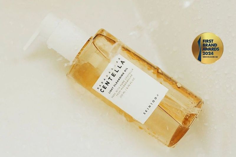 SKIN1004 Madagascar Centella Light Cleansing Oil(DOK.SHOPEE.CO.ID)