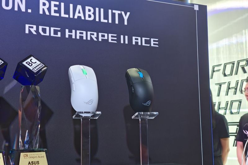 Mouse gaming Asus ROG Harpe II Ace diumumkan di Computex 2025(Kompas.com/Lely Maulida)