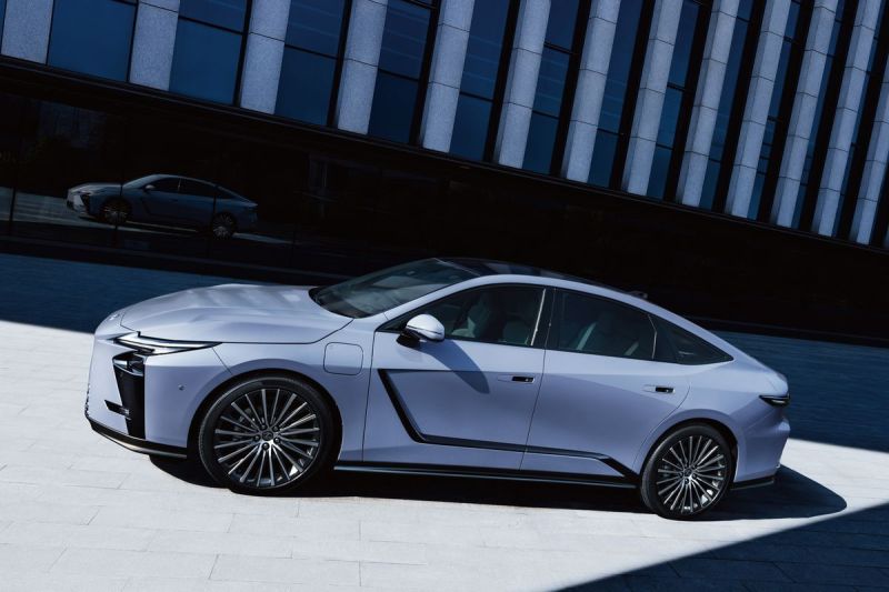 The All-New Lexus ES(Lexus Indonesia)