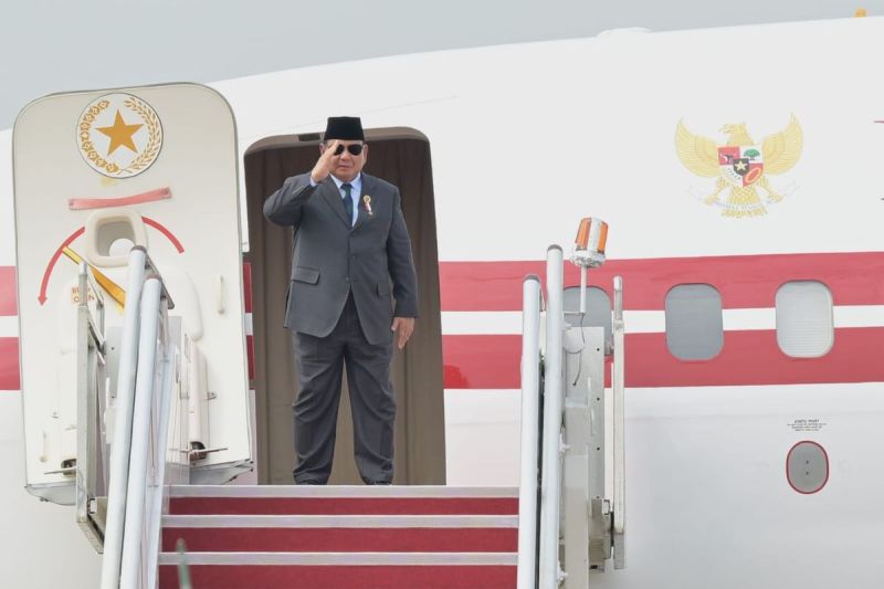 Presiden Prabowo Subianto bertolak kembali ke Indonesia usai mengikuti rangkaian Konferensi Tingkat Tinggi (KTT) ke-46 ASEAN, Selasa (27/5/2025).(Dok. Biro Pers Sekretariat Presiden)
