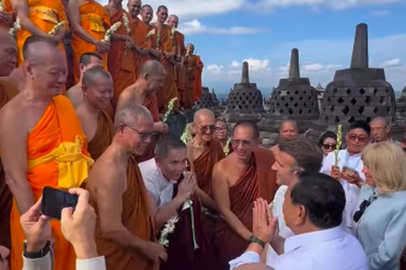 Macron dan Prabowo di Borobudur, 29 Mei 2025. (Instagram Emmanuel Macron)(Instagram Emmanuel Macron)