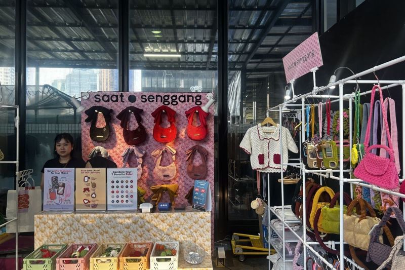 Beberapa booth yang hadir meramaikan acara Brightspot Market 2025 di Landmark Centre, Jakarta Pusat, Rabu (28/5/2025).(KOMPAS.com/DEVI PATTRICIA)