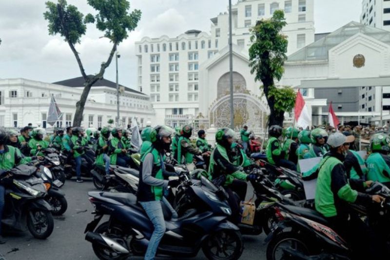 Rapat di DPR, Ojol Desak Potongan Biaya Aplikasi Diturunkan 10 Persen