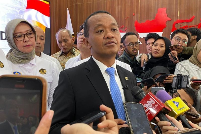 Soal Rencana Pensiun Dini PLTU, Bahlil: Negara Saat Ini Sedang Butuh Uang
