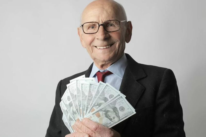 Hidup Tenang ala Old Money, Tak Pamer Tapi Kaya Raya dan Terencana