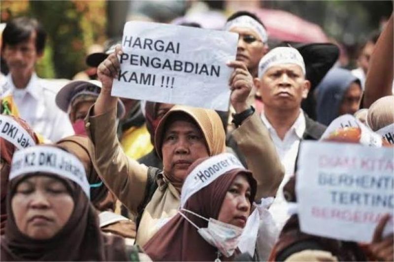 tenaga honorer cemas menanti keputusan penghapusan status di 2025