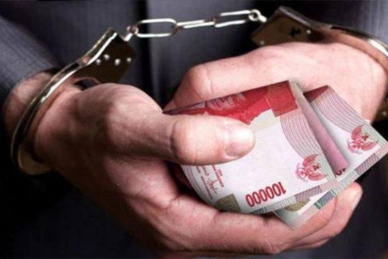 Terlilit Hutang Gegara Trading, Pejabat BUMN Gelapkan Dana Nasabah Ratusan Juta